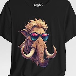 Camiseta con gafas de sol de mamut: divertida camiseta retro de animales con gafas de sol al atardecer, estilo de dibujos animados atrevido para hombres, mujeres y adolescentes que aman la tranquilidad.