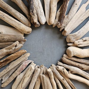 Driftwood Pieces / Bulk Driftwood / Rustic Decor / Driftwood Bundle of 40