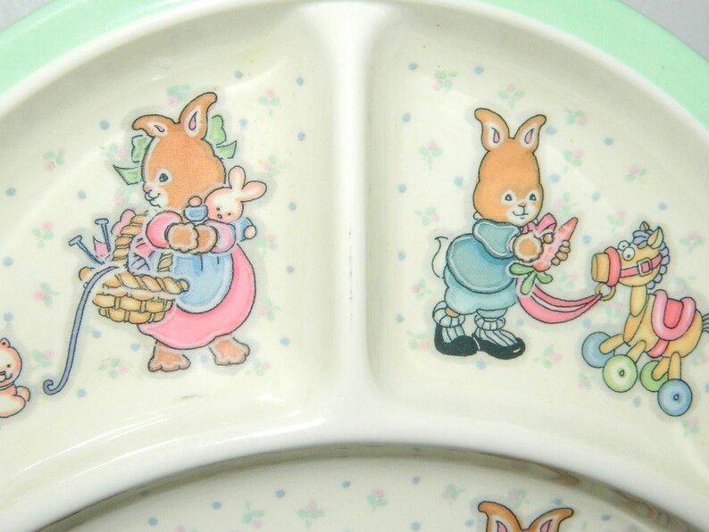 Bunny Family FREE SHIPPING Zak Designs Divided Melamine Plate Cara 1994 Children/'s Plate