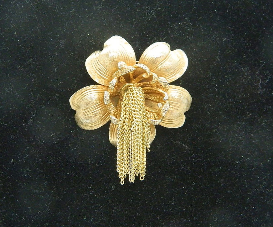 Rare Vintage Har Brooch in Gold Tone Flower With Tassel - Etsy