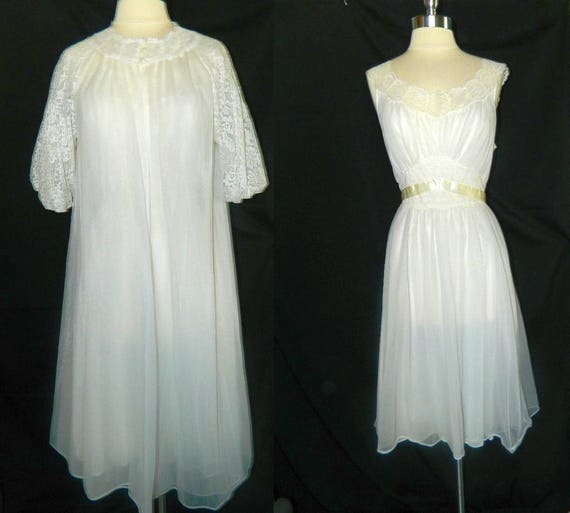 SALE - Vanity Fair Peignoir Set - Bridal Trousseau