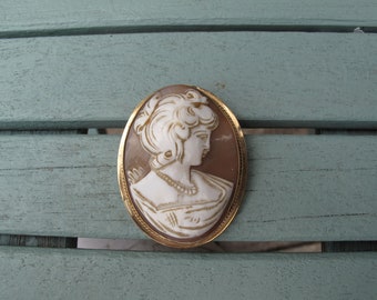 Vintage Cameo 9ct Gold