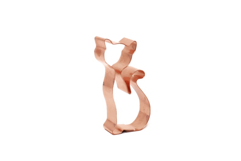 Small handmade copper Fancy Kitty cookie cutter – 3.25 inch elegant cat shape for baking or gifting