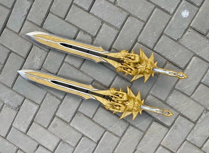Handmade God of War Olympus Sword: Metal Cosplay Non Functional Anime Replica image 5