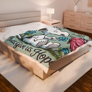 Inspiring Velveteen Plush Blanket, Cozy Throw for Home Décor, Perfect Gift for Dog Lovers, Soft Fleece Blanket, Cute Homeware