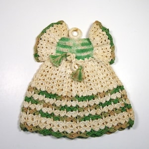 POT HOLDER DRESS, 1950&#39;s Crocheted Accessory, Vintage Kitschy, Retro Kitchen Decor