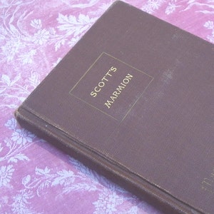 SIR WALTER SCOTT, &quot;Marmion- A Tale of Flodden Field&quot;, 1922, Macmillan Pocket Classics, Vintage, Antique Epic Poem Book