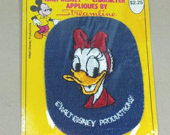 DAISY DUCK PATCH, Streamline Brand, Embroidered Jean Fabric, Iron-On, Original Package, Vintage Disney, Handbag, Jacket, Jean Embellishment