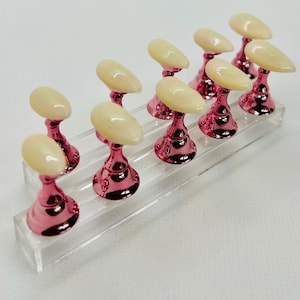 Jede Größe enthält 20 handbemalte kurze künstliche Gel-Nägel, quadratisch, Short Almond wiederverwendbare, gepresste Nägel & Applikations-Kit