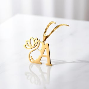 Collar personalizado con inicial de flor de loto – Gargantilla de acero inoxidable con colgante de letra para mujeres y niñas – Regalo personalizado
