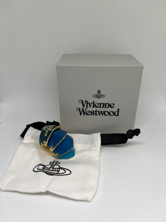 国内発送・すぐ届く 【Vivienne Westwood】ARTEMIS リング Vivienne Westwood Artemis Armor Ring - Blue & Pink Statement
