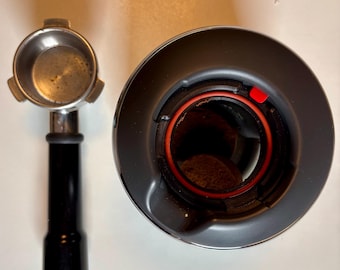 Adapter do filtra Sage Puck Sucker do ekspresów Breville Barista, Pro, Touch, Express i Bambino, 54 mm