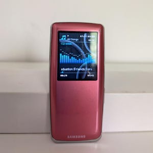 Samsung YP-S3 4GB Pink & Black, Mp3 players, Good condition