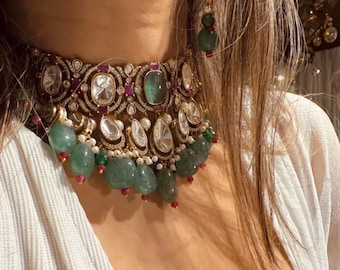 Collana girocollo in polki mossanite ispirata a Sabyasachi con perle semipreziose rosa rubino con orecchini/collana importante/set indiano pakistano