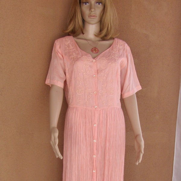 NEWPORT NEWS - Broomstick dress coral / pastel peach, summer,  pleated, embroidered, size 12