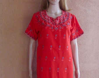 1980s - Salwar Kameez - Kurta with pants - Two Piece Embroidered Bright Red Traditional Indian Outfit