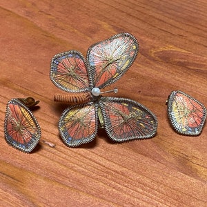 Vintage 70's Macrame Orange butterfly pin and clip earrings image 4