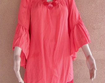 Vintage 80's -90's Bright red, angel sleeves, scoop neck, flowing blouse, size XL. Very light.