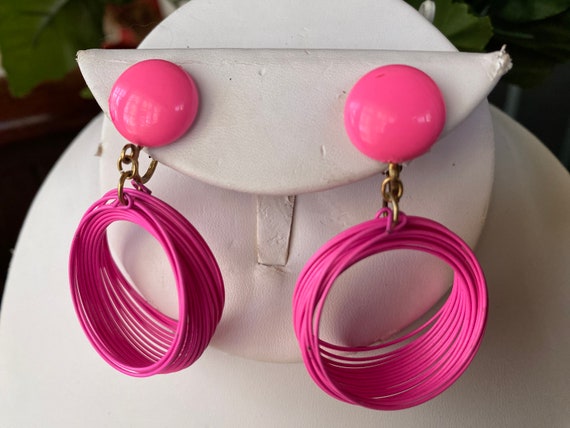 VINTAGE 70's - Fun, light, whimsical  hot pink cl… - image 2
