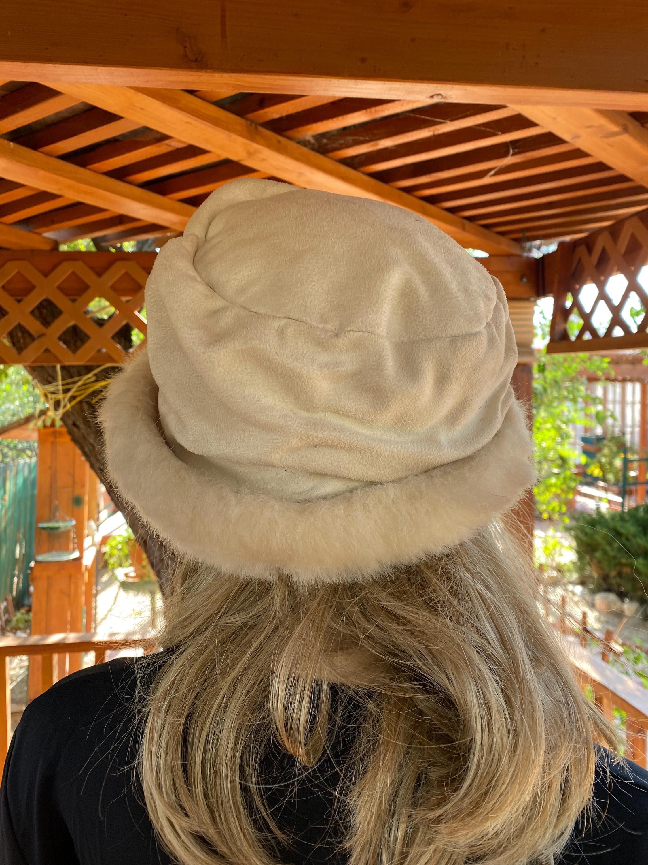 Vintage Gravel Canada Brown Suede Fur Winter Cloche Hat, Size P/S Qulited Lining Leather Cloche Vintage Hats for Women for sale | eBay main image 3