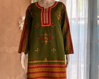 Vintage wool kurta/tunic/dress. Olive green with rust orange and burgundy