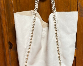 VTG 90's - Loose collapsible tote, vinyl handbag, cream color, braided handles and sides, large and deep.
