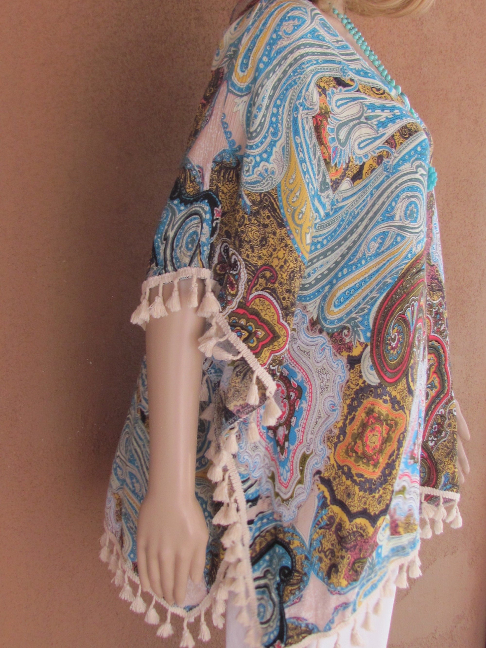SPLICED KAFTAN PAVED IN PAISLEY