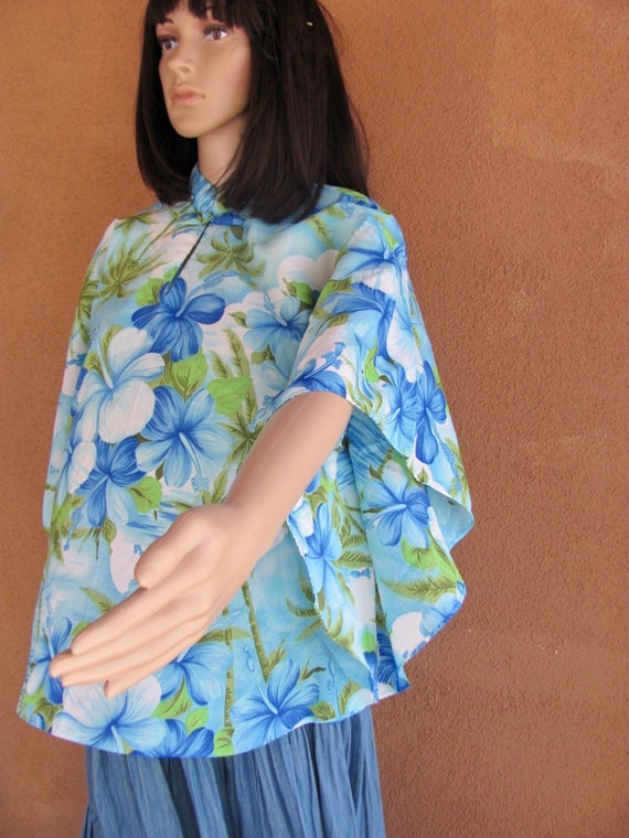 Vintage 60's - Hawaiian nylon angel sleeves blue … - image 3