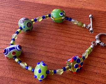 Murano beautiful three dimensional Lampwork green glass beads bracelet.