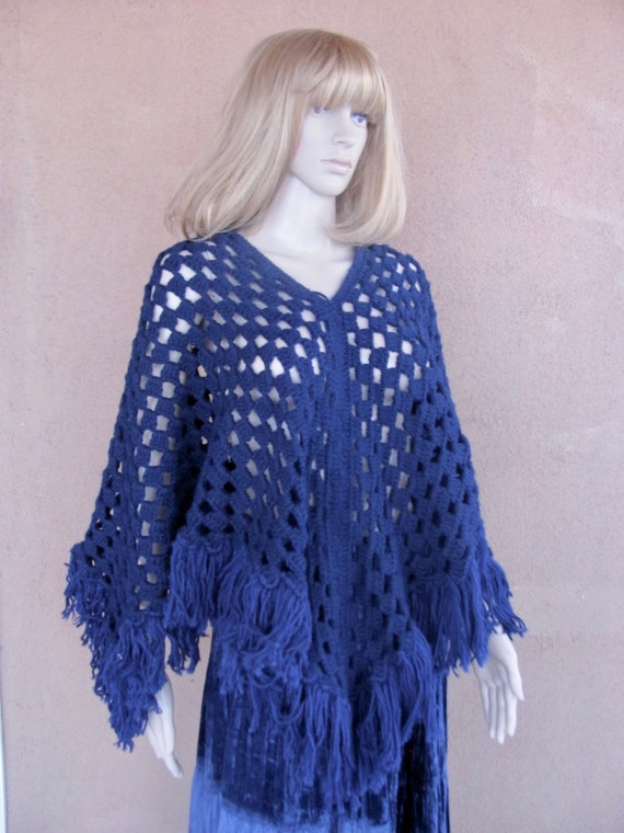 Vintage 70s -  Hand knit crochet midnight blue sho