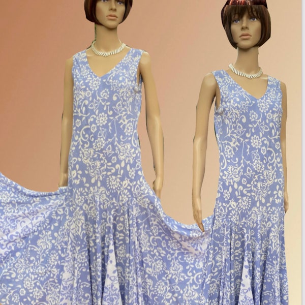 PHOOL - Vintage 30's inspired summer dress. "V neck, sleeveless, low waist and full panels. Medium