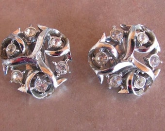 Rhinestones clip earrings