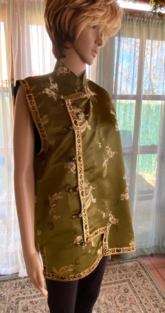 Chinese vest, olive green with gold dragon design… - image 9