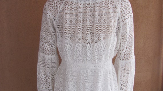 Sheer white lace long sleeves dress with assorted… - image 7