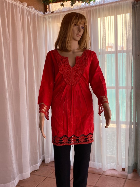 Vintage 90's - Bright red cotton tunic, embroider… - image 10