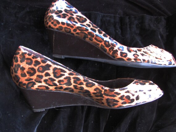 leopard print patent shoes