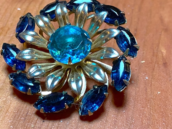 Vintage 60s - Aquamarine and blue sapphire pin wh… - image 3