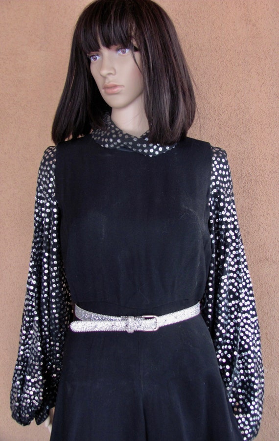 Vintage 70s - Gorgeous Black Crepe and Silver Seq… - image 6