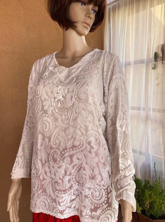 Vintage 80 s Crushed Velvet White Top blouse Long Sleeves Scoop