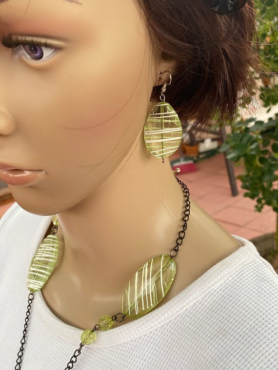 Vintage 70's- Transparent striped pale green plas… - image 1