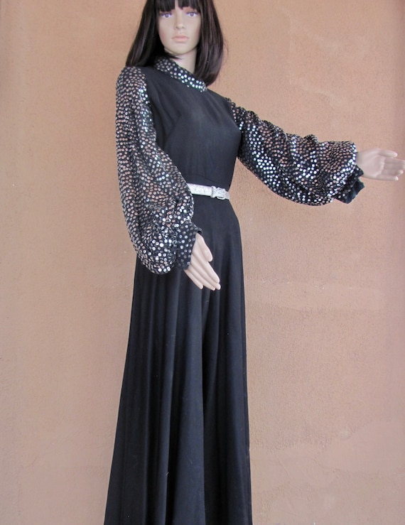 Vintage 70s - Gorgeous Black Crepe and Silver Seq… - image 2