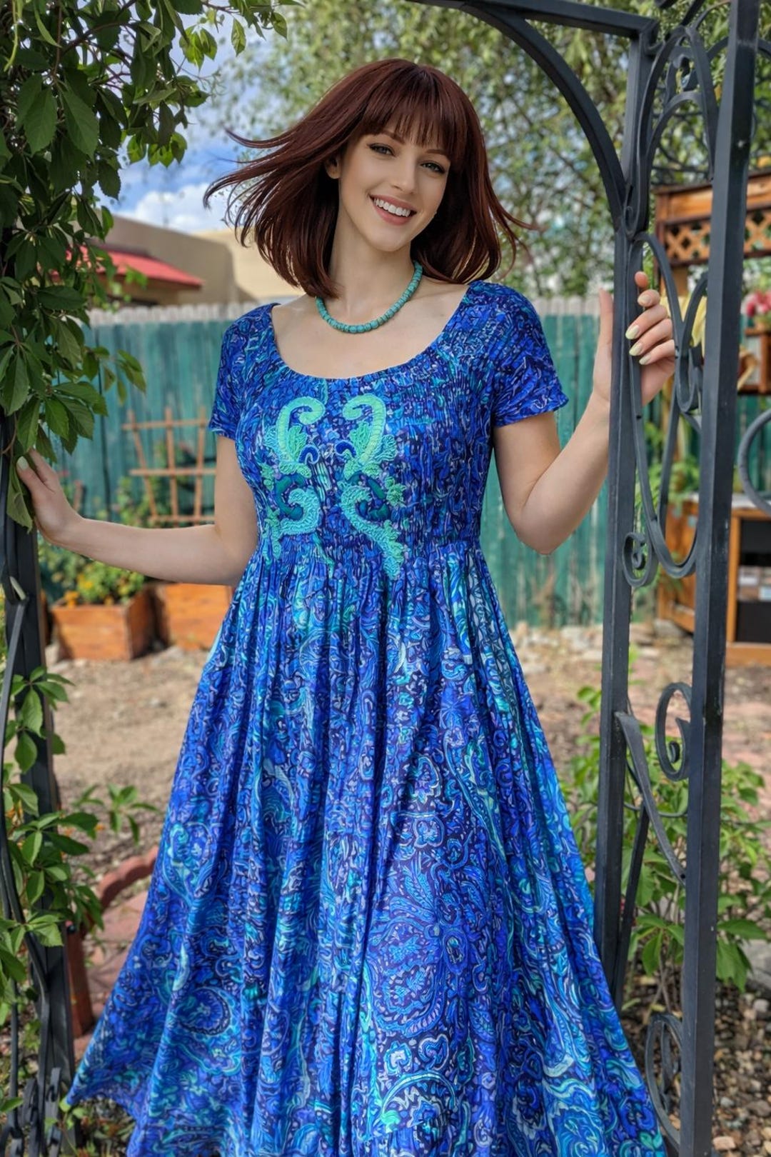 Sartoria Festa サルトリア フェスタ トレーニョ カシミヤ100% Antica Sartoria Blue Cotton Maxi Dress With Smocked Bodice, Front