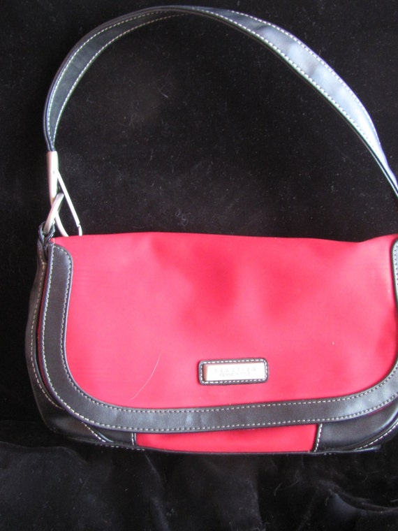 Vintage 90s- Red and  Black vinyl & leather purse… - image 1