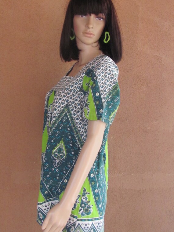 African print cotton blouse, lime green and fores… - image 6