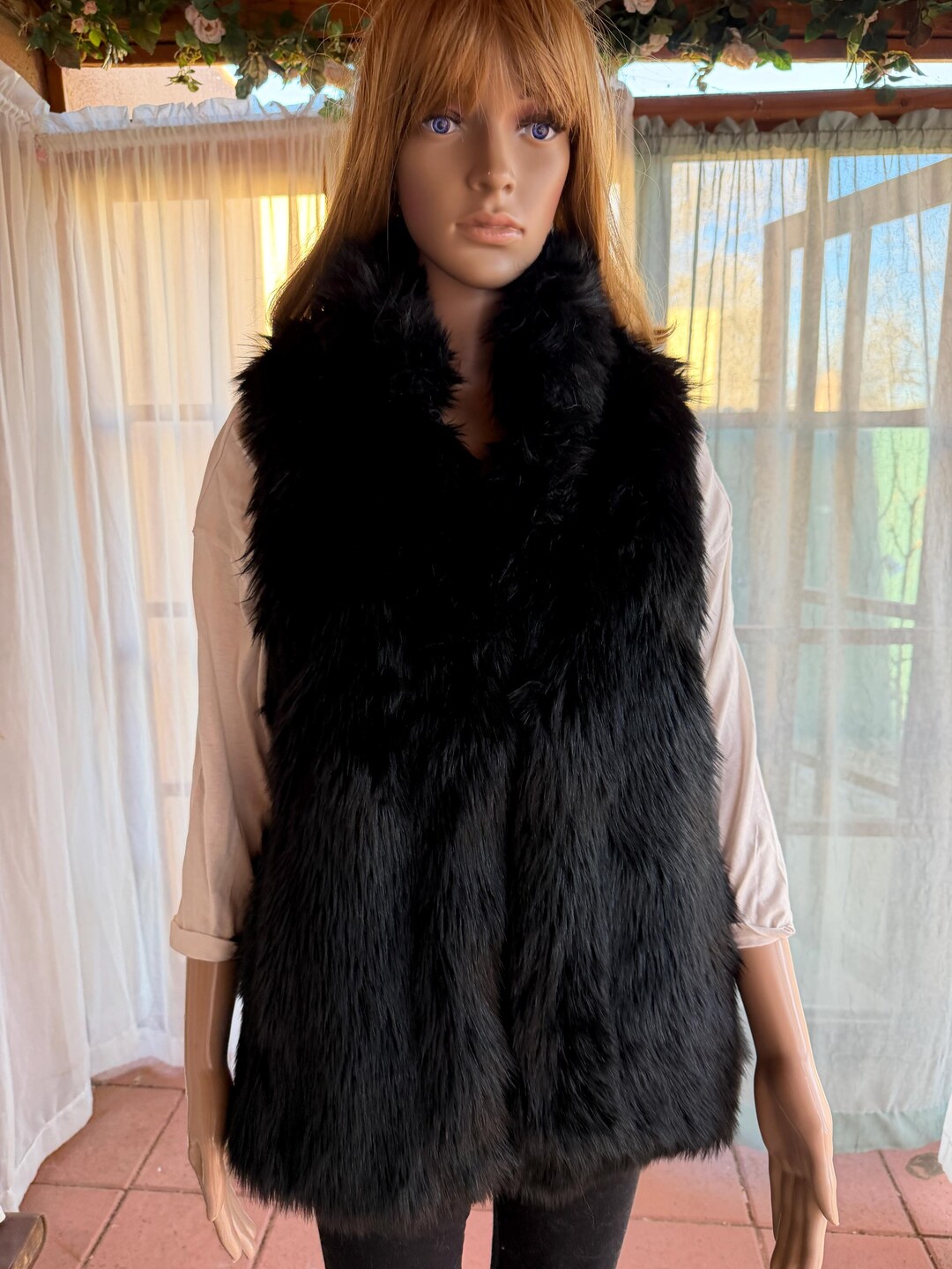Vintage GAP Black Faux Fur Vest - Size Small, Hook Closure Vintage GAP Black Faux Fur Vest - Size Small, Hook Closure