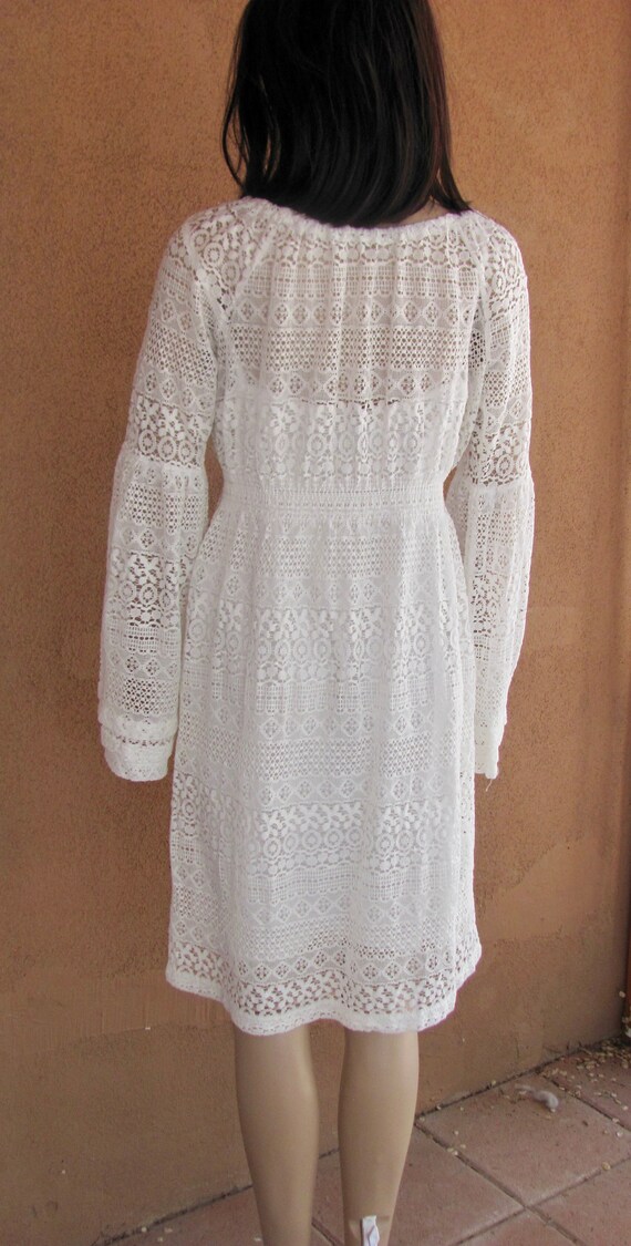 Sheer white lace long sleeves dress with assorted… - image 6