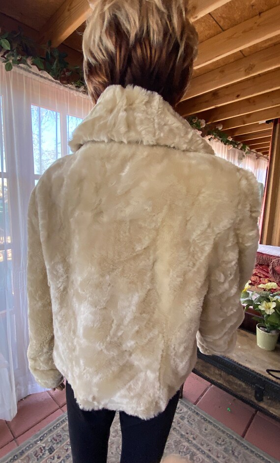 Vintage 60's inspired - Faux fur crop jacket, rhi… - image 6