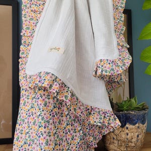 Floral Ruffled Muslin Baby Blanket | 100% Cotton | Handmade | Breathable - Gentle on Skin