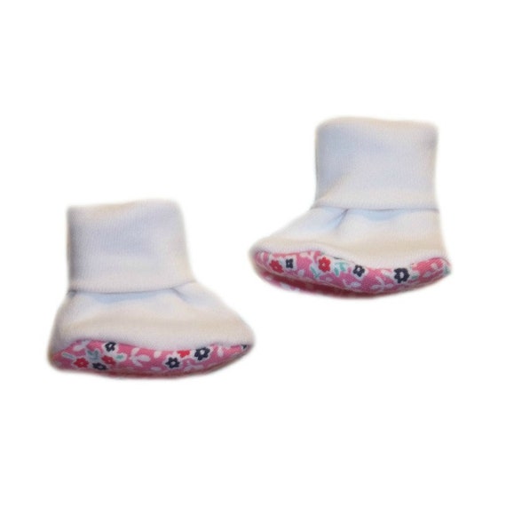 Baby Girl White Booties with Pink Satin Rose Bow 5 Preemie and Newborn Sizes