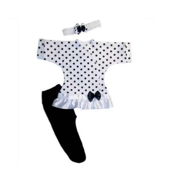 5 Preemie and Newborn Sizes Baby Girl White Booties with Black Polka Dot Bows